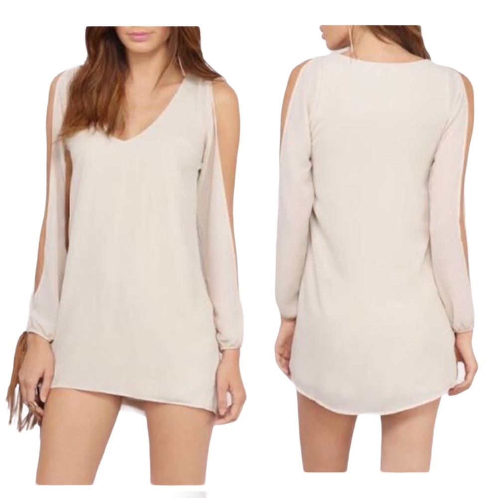 Tobi Off White Split Long Sleeve Mini